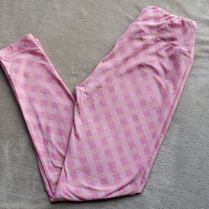 Lularoo Pink leggings